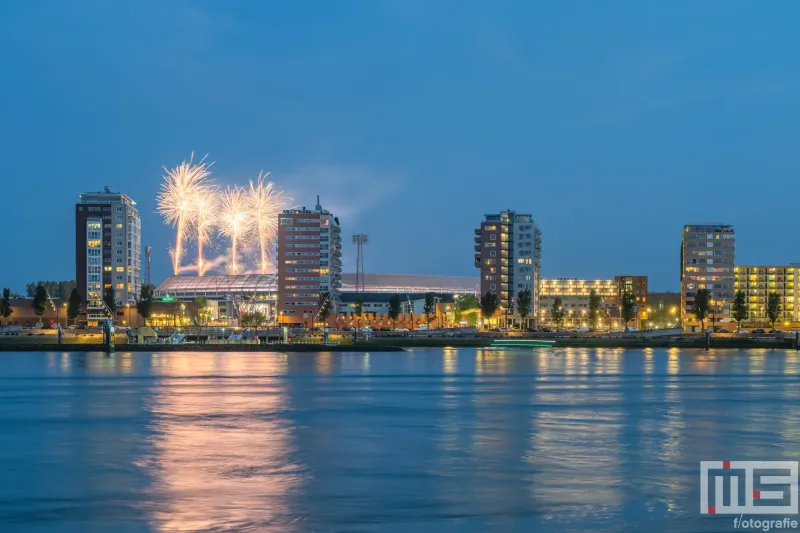 Di-rect verzorgt het allerlaatste optreden in De Kuip in Rotterdam