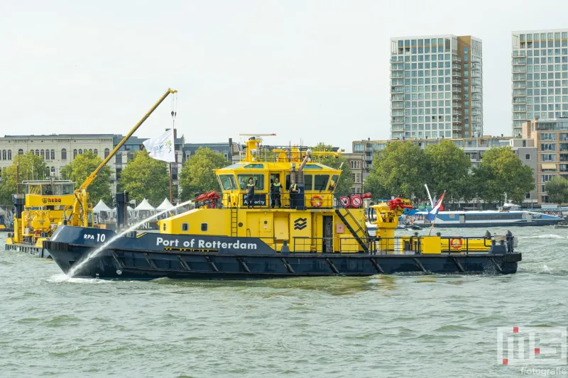 Patrouillevaartuig RPA 10 van het Havenbedrijf op de Wereldhavendagen 2025 in Rotterdam