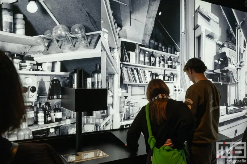 Nederlands Fotomuseum heropent in Santos-pakhuis met de creatieve fotodoka