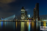 De Erasmusbrug en Wilhelminapier vanuit Rotterdam Katendrecht gezien