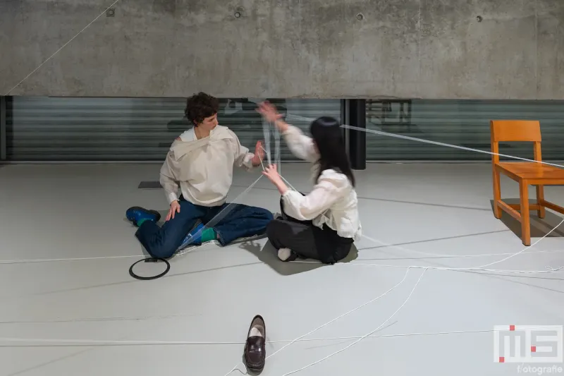 Charlotte Puebla Coenen en Hinako Yukimoto tijdens Museumnacht010 Rotterdam  in Rotterdam