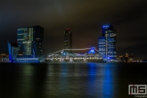 Het cruiseschip MS Artania aan de Cruise Port in Rotterdam by Night