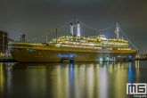 Te Koop | Het cruiseschip ss Rotterdam in Rotterdam Katendrecht