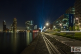 Te Koop | De Rijnhaven en de Erasmusbrug in de nachtelijke uren