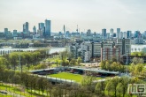 De skyline van Rotterdam met uitzicht op S.B.V. Excelsior in Rotterdam