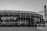 Te Koop | Het Feyenoord Stadion De Kuip in Rotterdam in zwart / wit