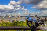 Te Koop | De skyline van Rotterdam met Hollandse Wolken gezien vanaf de Euromast