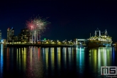 Vuurwerkshow bij het ss Rotterdam Katendrecht