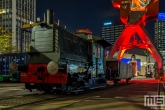 De Locomotor 347 van het Maritiem Museum in Rotterdam by Night