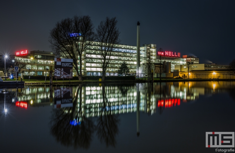 Te Koop | De Van Nelle Fabriek in Rotterdam by Night