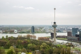 De Euromast in Het Park in Rotterdama