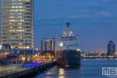 Het marineschip Zr. Ms. Rotterdam L800 aan de Cruise Terminal in Rotterdam by Night