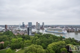 Te Koop | Het cruiseschip Harmony of the Seas gaat richting de Cruise Terminal in Rotterdam
