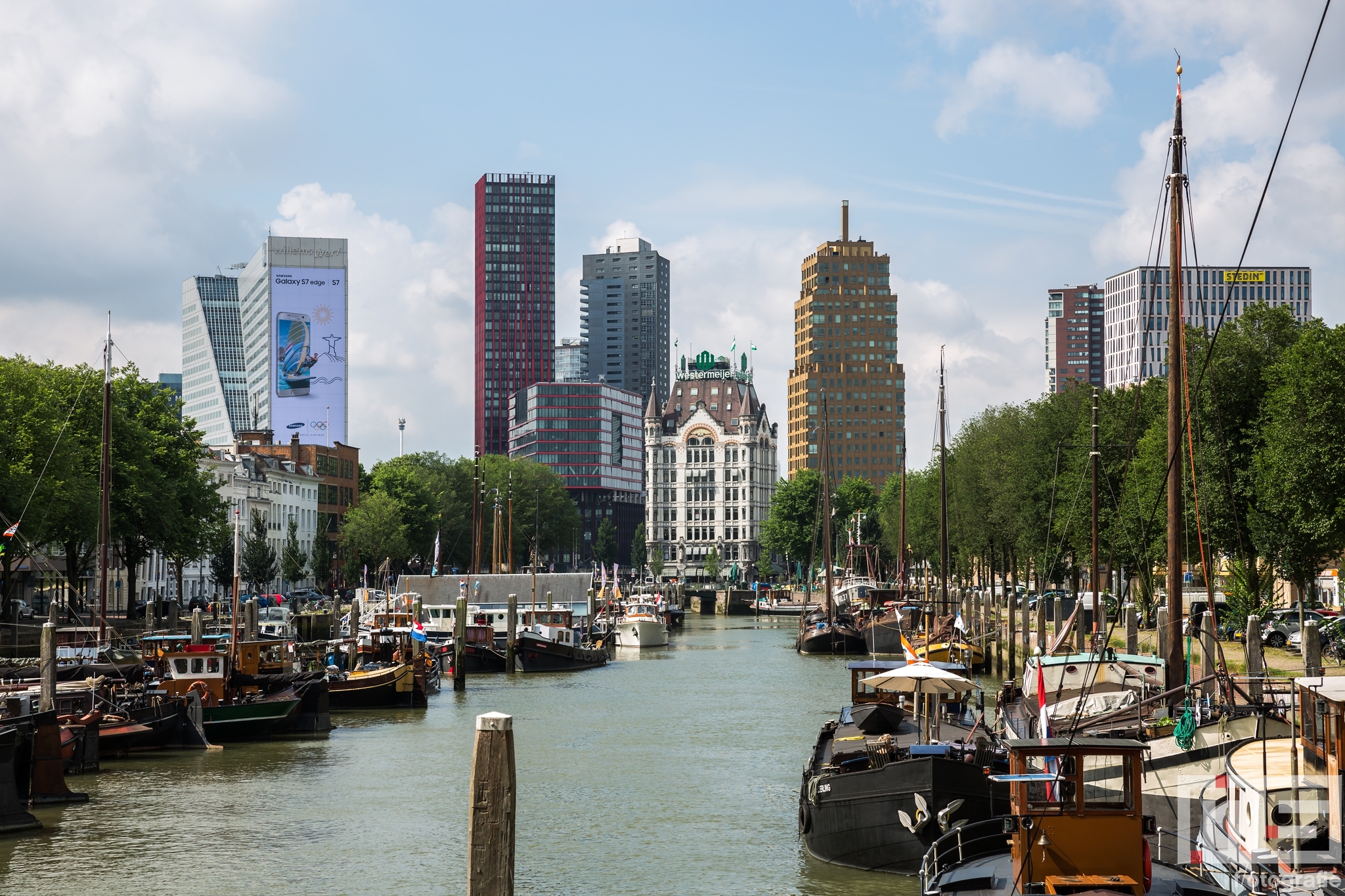 Te Koop | Het Haringvliet met het Witte Huis in Rotterdam