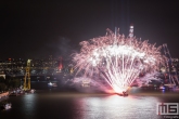 De vuurwerkshow van het avondprogramma van de Wereldhavendagen in Rotterdam