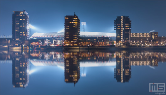 Het Stadion Feyenoord De Kuip in Rotterdam 2017 | Cover Small