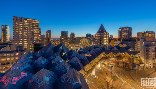 Skyline Rotterdam by Night | Editie April 2020 | Cover Small