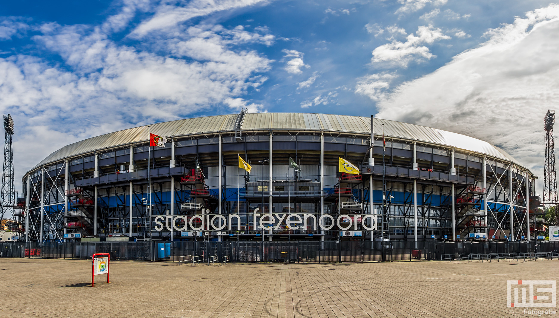 Feyenoord De Kuip Black Friday 2021 Winactie | Cover